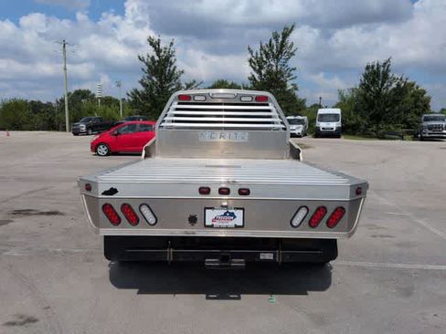 Used 2024 RAM 5500 Tradesman w/ Chrome Appearance Group AWD/4WD image 34