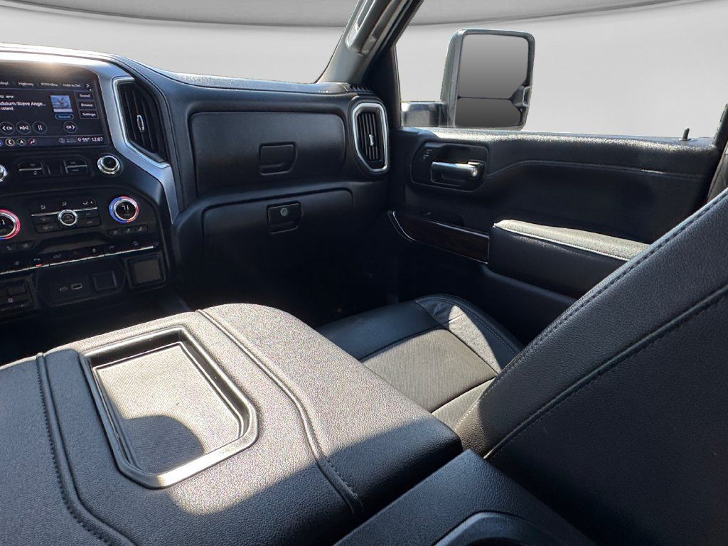 Used 2020 GMC Sierra 3500 SLT w/ SLT Premium Plus Package AWD/4WD image 24