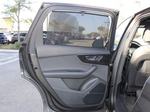 Used 2021 Audi Q7 2.0T Premium Plus image 33