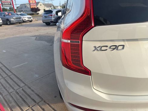 Used 2016 Volvo XC90 T6 Momentum image 27
