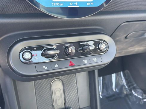 Used 2026 MINI Cooper S FWD image 19