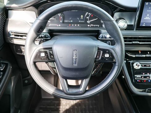 Certified 2022 Lincoln Corsair AWD w/ Premium Package image 8