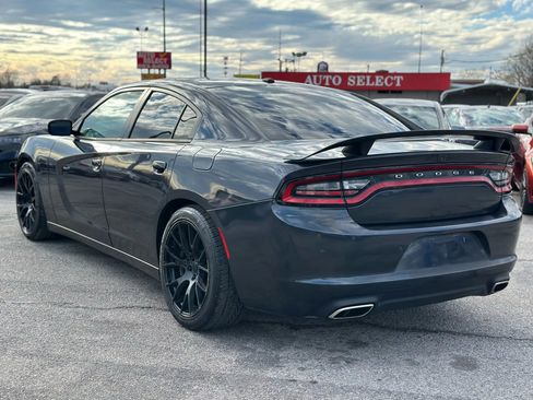 Used 2019 Dodge Charger SXT image 8