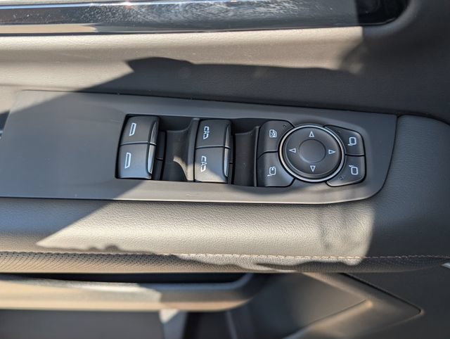 New 2026 Chevrolet Tahoe High Country AWD/4WD image 15