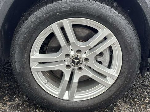 Used 2021 Mercedes-Benz GLA 250 4MATIC image 27