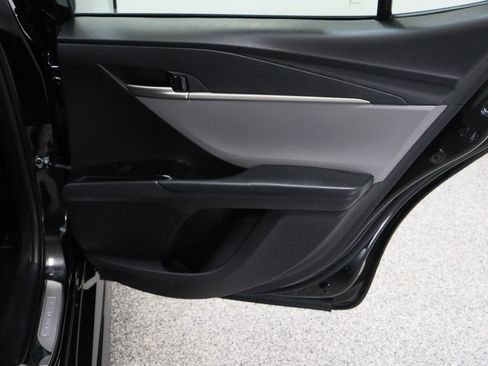 Certified 2025 Toyota Camry SE image 33