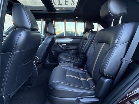 Used 2024 MAZDA CX-90 Plug-In Hybrid w/ Premium Plus image 17