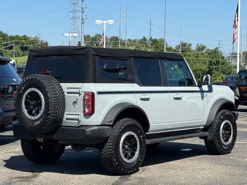 Used 2021 Ford Bronco Outer Banks w/ Sasquatch Package AWD/4WD image 37