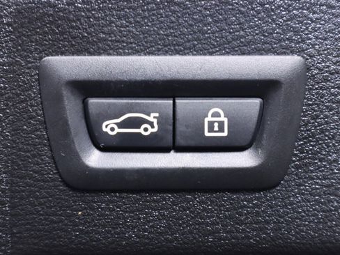 Used 2017 BMW X6 xDrive35i image 40