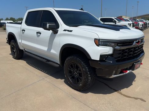 Used 2026 Chevrolet Silverado 1500 ZR2 AWD/4WD image 3