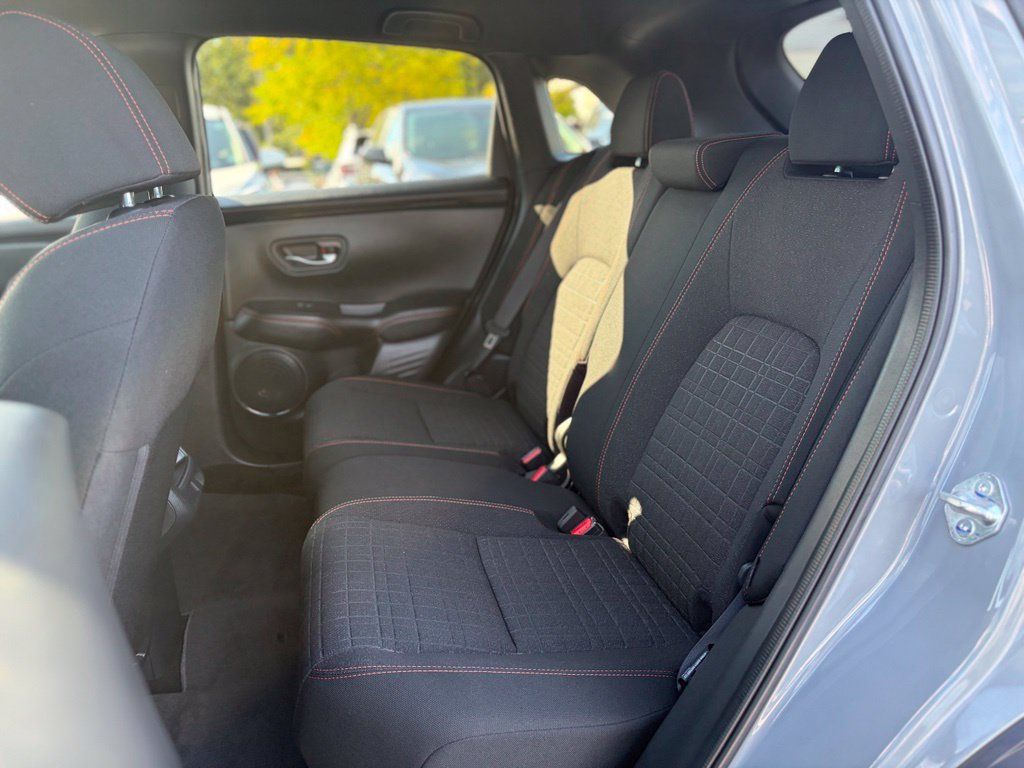 Used 2025 Honda HR-V Sport image 10