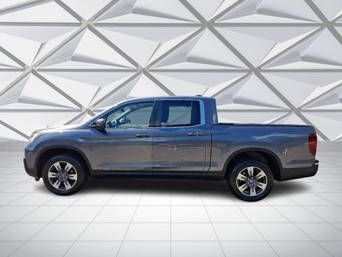Used 2018 Honda Ridgeline RTL-T image 6