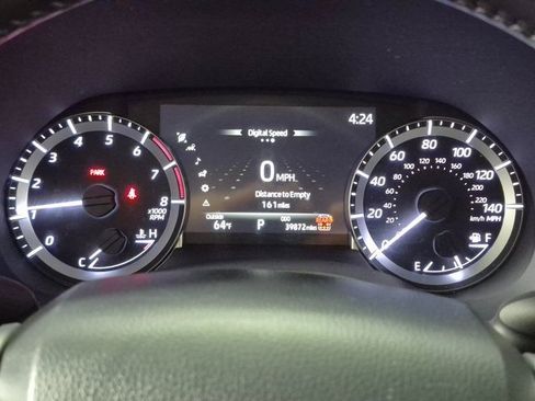 Certified 2024 Toyota Highlander XLE image 12