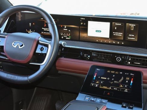 Used 2025 INFINITI QX80 Autograph image 2