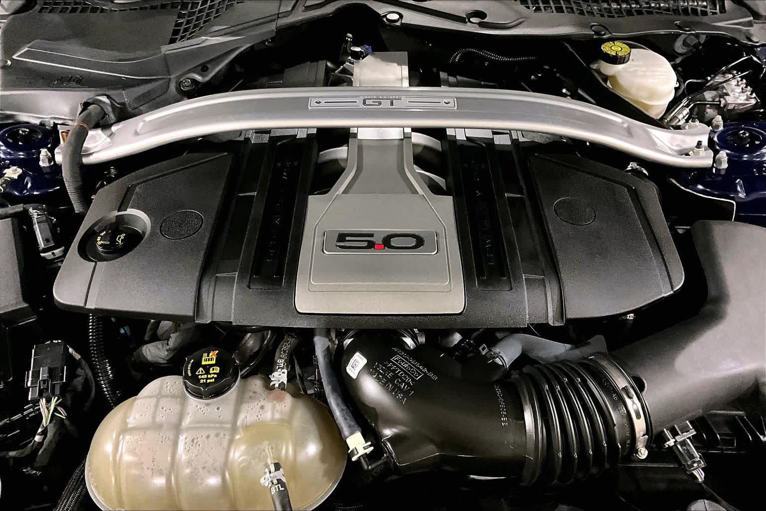 Used 2019 Ford Mustang GT Premium w/ Equipment Group 401A RWD image 29