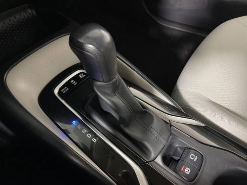 Certified 2022 Toyota Corolla LE w/ Carpet Mat Package (TMS) FWD image 22