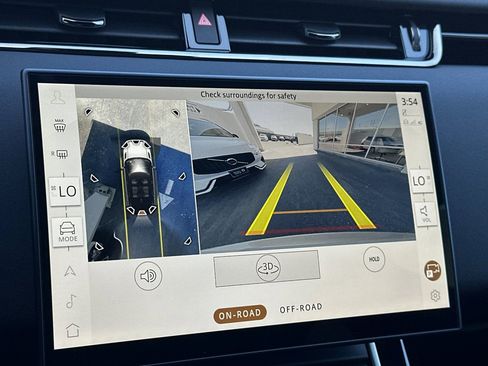 New 2026 Land Rover Range Rover Evoque Dynamic SE AWD/4WD image 20