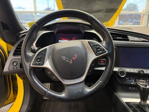 Used 2015 Chevrolet Corvette Stingray Coupe RWD image 24