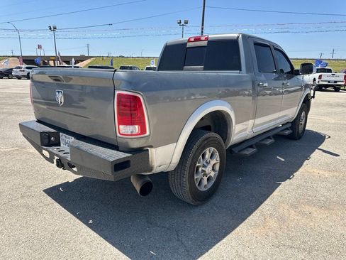 Used 2013 RAM 2500 Laramie AWD/4WD image 7