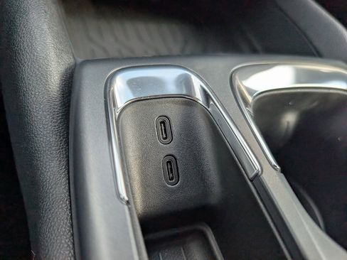 New 2026 Chevrolet Equinox EV LT image 18