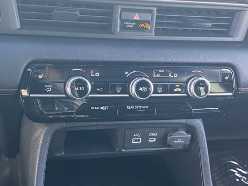 Certified 2023 Honda Pilot Sport image 26