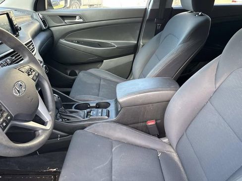 Used 2019 Hyundai Tucson SE image 11