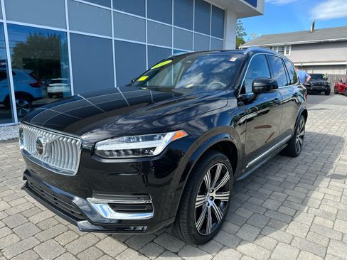Used 2025 Volvo XC90 B5 Ultra w/ Protection Package AWD/4WD image 6