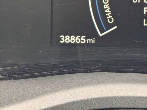 Used 2025 Toyota Camry SE FWD image 31