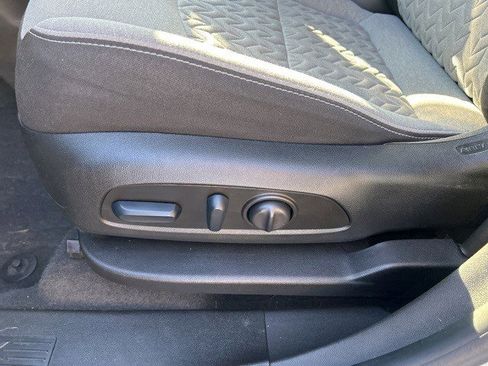 Certified 2022 Chevrolet Equinox LT image 18