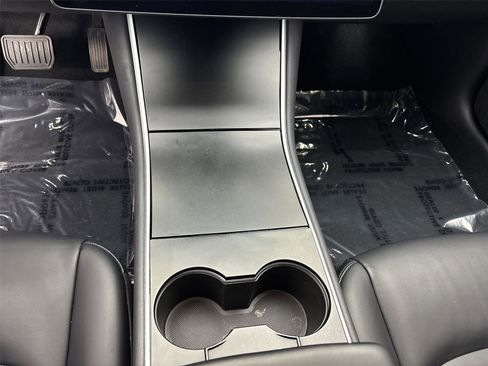 Used 2017 Tesla Model 3 Standard Range image 23