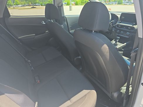Used 2023 Hyundai Kona SEL w/ Convenience Package FWD image 11