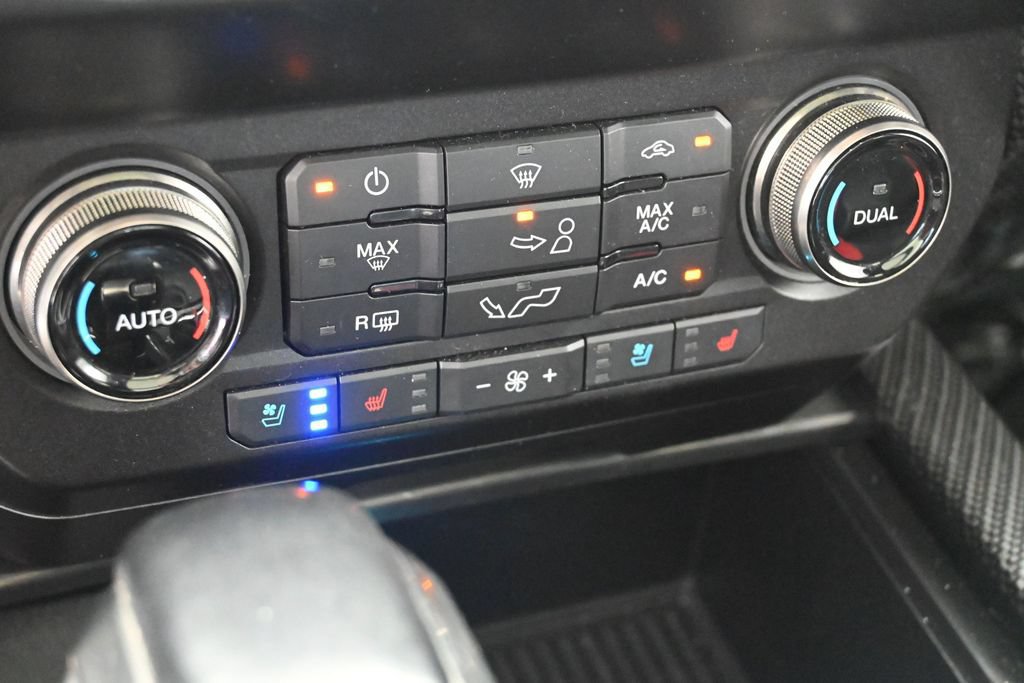 Used 2020 Ford F150 Raptor w/ Equipment Group 802A Luxury AWD/4WD image 31