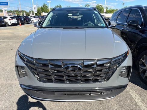 Certified 2024 Hyundai Tucson Limited AWD/4WD image 5