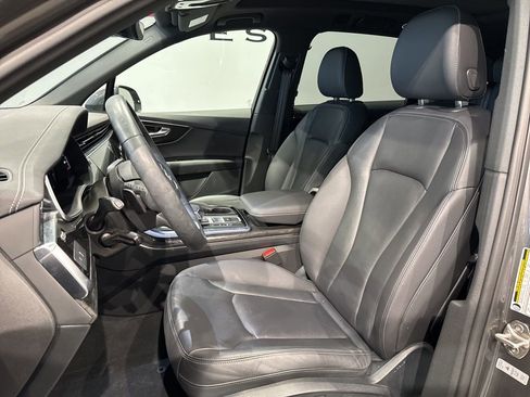 Used 2025 Audi Q7 2.0T Premium w/ Convenience Package AWD/4WD image 13