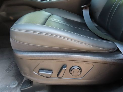 Certified 2023 Kia Sorento S w/ Panoramic Sunroof Package AWD/4WD image 9