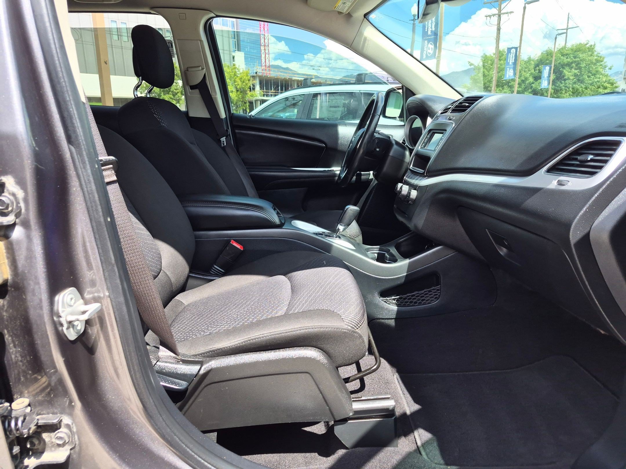 Used 2019 Dodge Journey SE w/ Connectivity Group FWD image 26