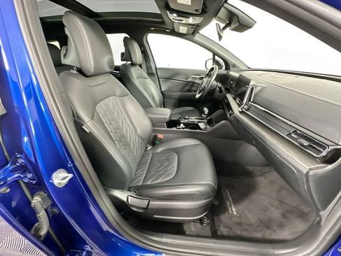 Used 2023 Kia Sportage X-Line w/ X-Line Premium Package AWD/4WD image 29