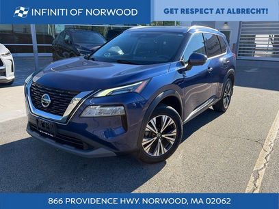 Used 2021 Nissan Rogue SV w/ Premium Package