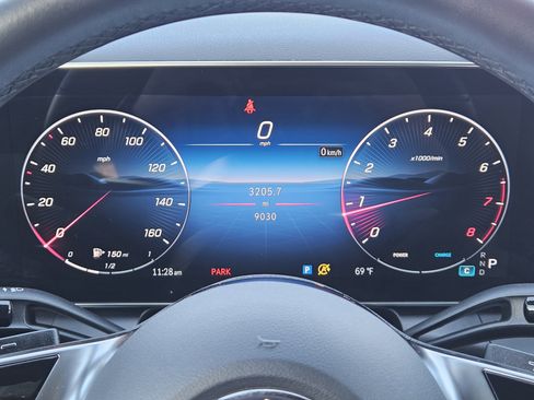 Certified 2025 Mercedes-Benz GLC 300 image 16