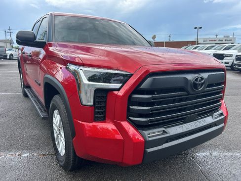 Used 2025 Toyota Tundra SR5 w/ SR5 Convenience Package RWD image 3
