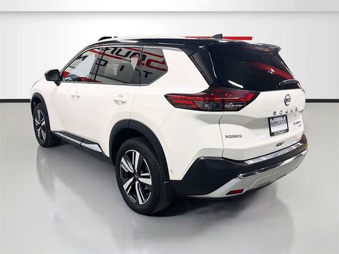 Used 2023 Nissan Rogue Platinum w/ Platinum Premium Package image 5