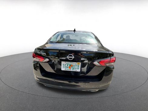 Used 2025 Nissan Versa SV image 15