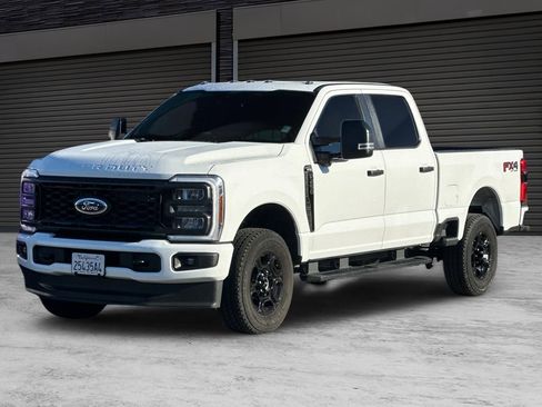 Used 2024 Ford F250 XL w/ STX Appearance Package image 9