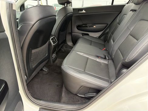 Used 2022 Kia Sportage EX image 31