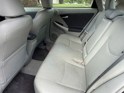 Used 2011 Toyota Prius Four FWD image 2