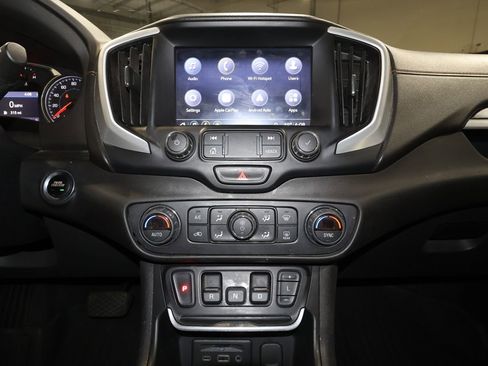 Used 2020 GMC Terrain SLT image 10