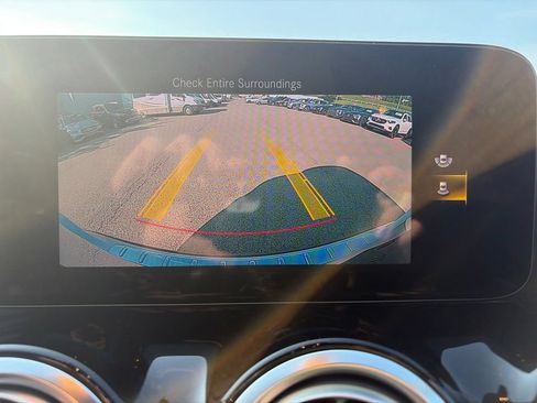 Certified 2022 Mercedes-Benz GLA 250 4MATIC image 19