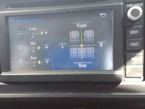 Used 2019 Toyota Tacoma SR5 image 16