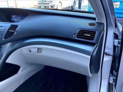 Used 2012 Acura TSX Sedan image 18