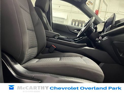 Used 2026 Chevrolet Equinox LT AWD/4WD image 26